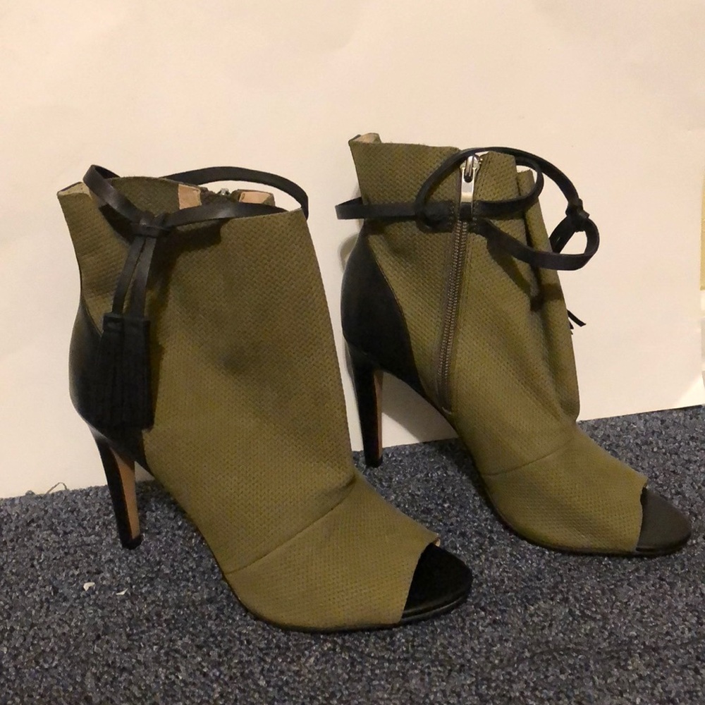French Connection shoe boot